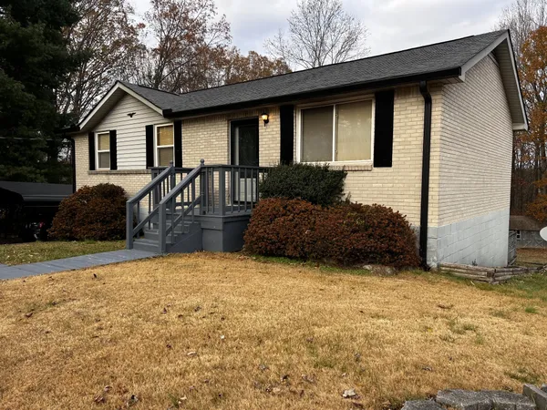 $289,900 | 7122 Meadow View Drive, Fairview, TN 37062