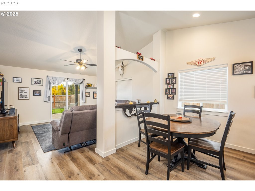 4967 Cedar View Drive Springfield, OR 97478 - Photo 3 of 22 a workspace with furniture and window