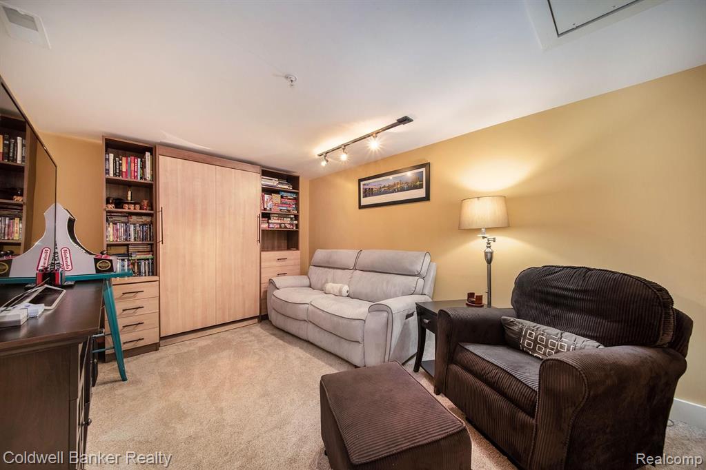 714 North Main Street, Unit 312 Rochester, MI 48307 - Photo 20 of 25