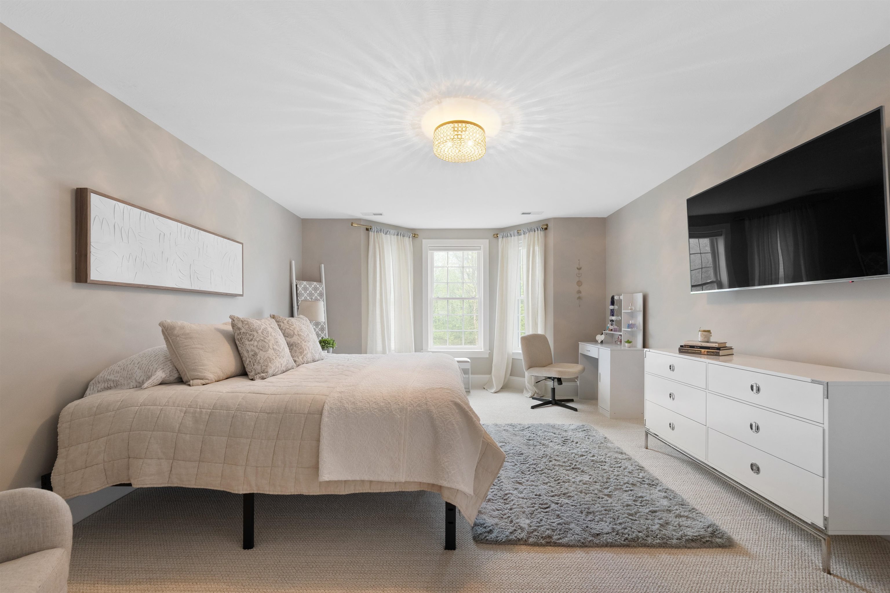 19 Cardiff Road Windham, NH 03087 - Photo 37 of 60