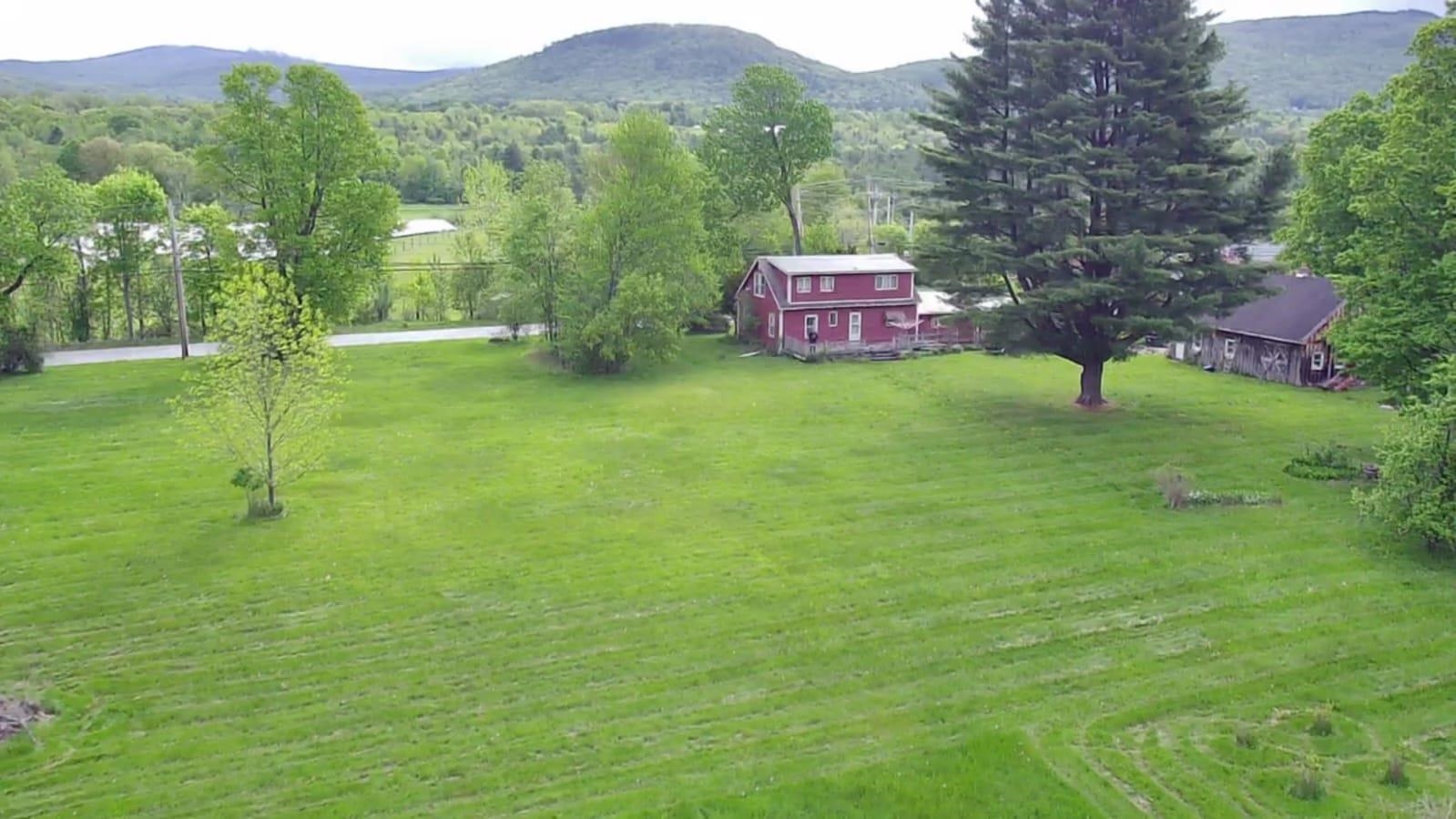 2941 Highway 7 Clarendon, VT 05759 - Photo 5 of 20