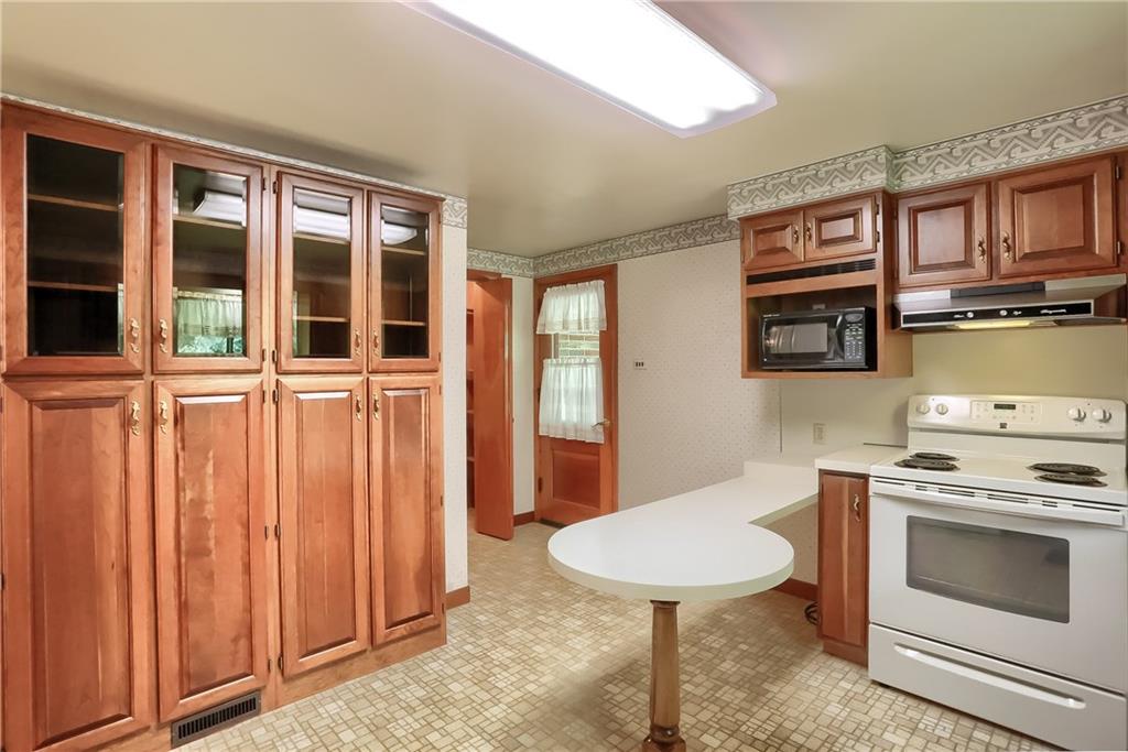 108 Randy Drive Butler, PA 16002 - Photo 12 of 25 Gallery Image 12