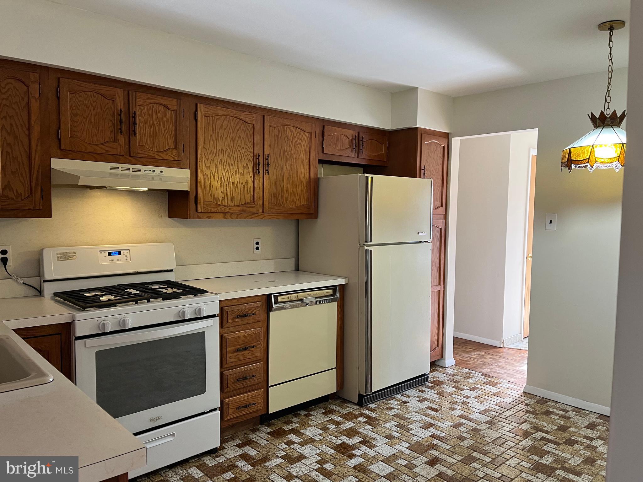 428 King George Road Cherry Hill, NJ 08034 - Photo 1 of 12 kitchen