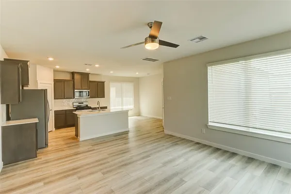 $2,400 | 760 Double Mountain Road, College Station, TX 77845