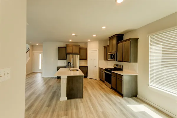$2,400 | 760 Double Mountain Road, College Station, TX 77845