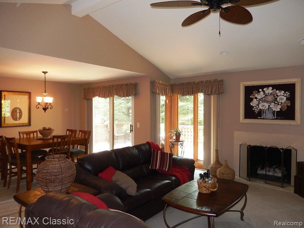 36722 Valley Ridge Drive Farmington Hills, MI 48331 - Photo 3 of 33