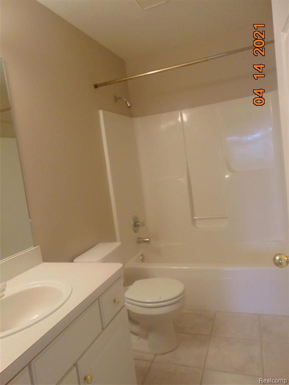 3639 Briarbrooke Lane Rochester, MI 48306 - Photo 19 of 25