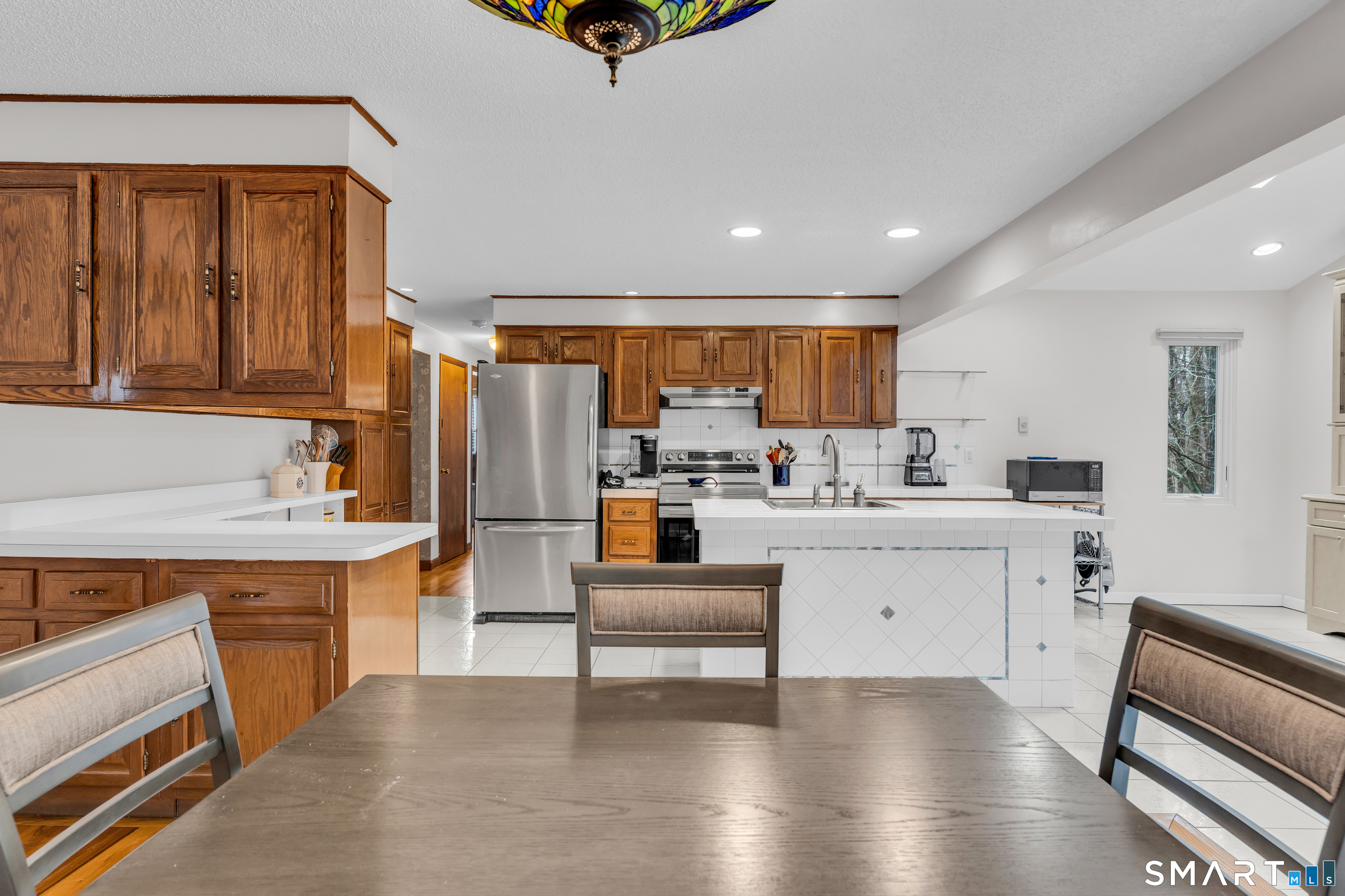 156 Bender Road Hamden, CT 06518 - Photo 11 of 41