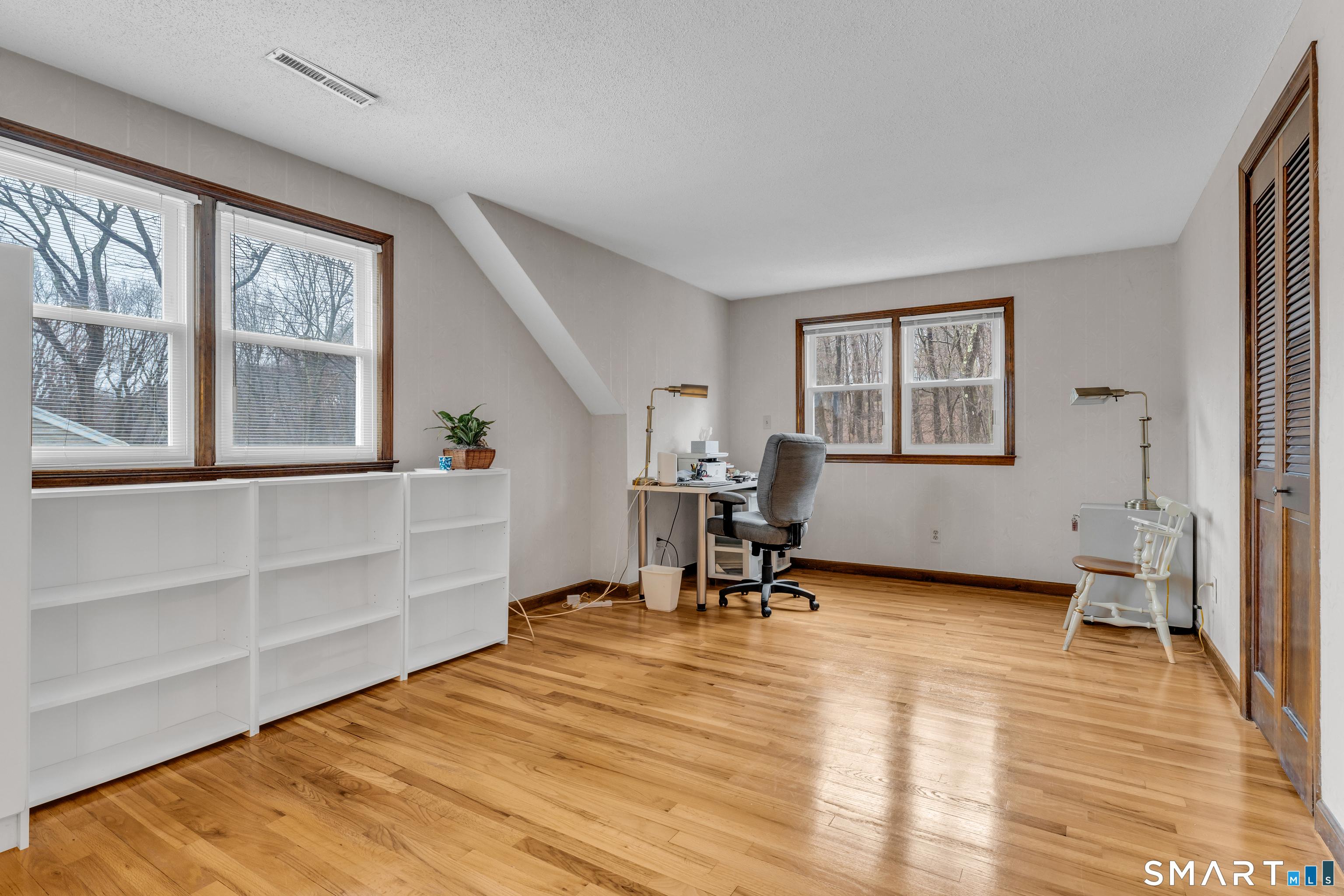 156 Bender Road Hamden, CT 06518 - Photo 31 of 41