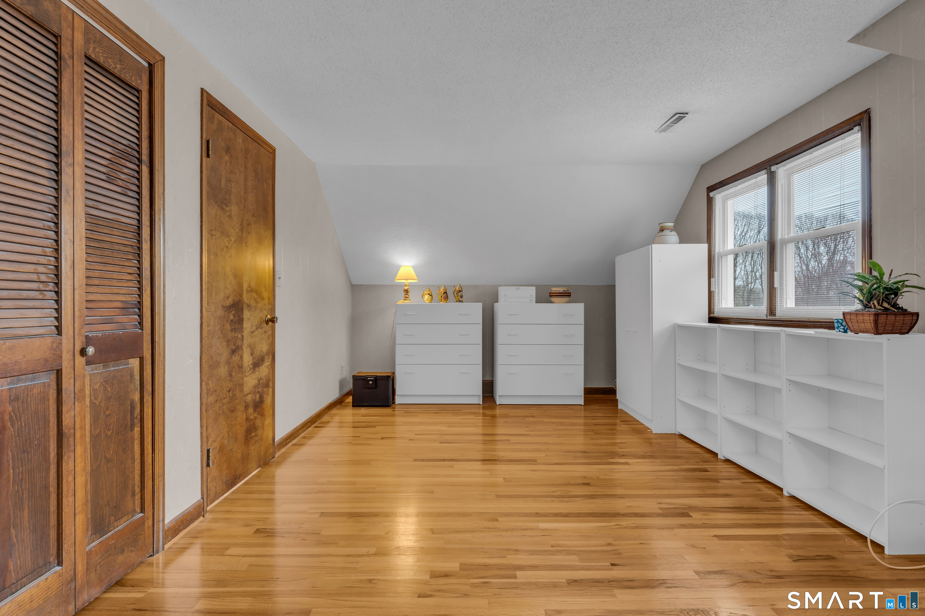 156 Bender Road Hamden, CT 06518 - Photo 32 of 41