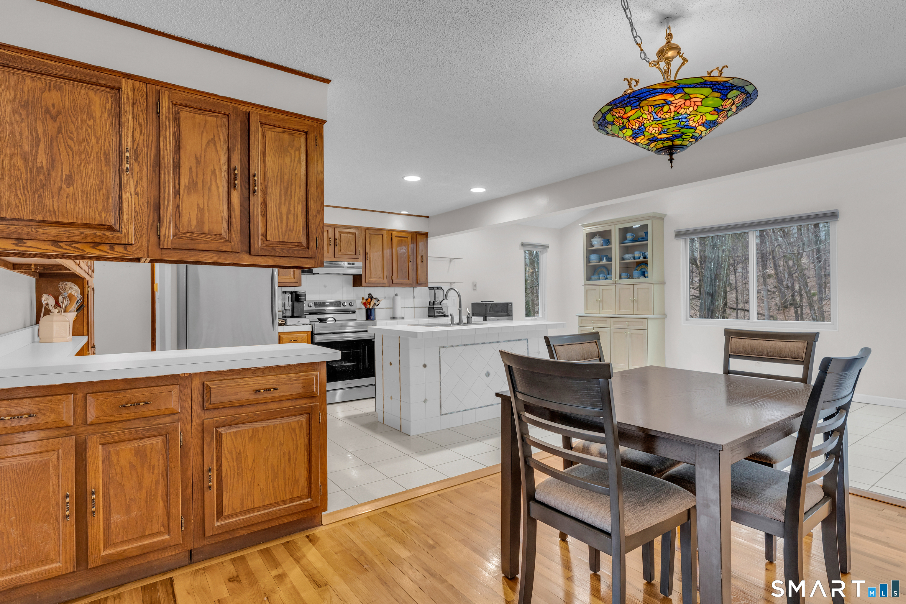 156 Bender Road Hamden, CT 06518 - Photo 10 of 41