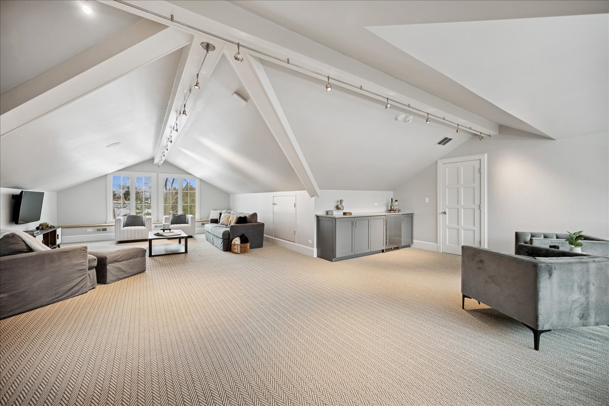 674 Hill Road Winnetka, IL 60093 - Photo 45 of 64 Gallery Image 45