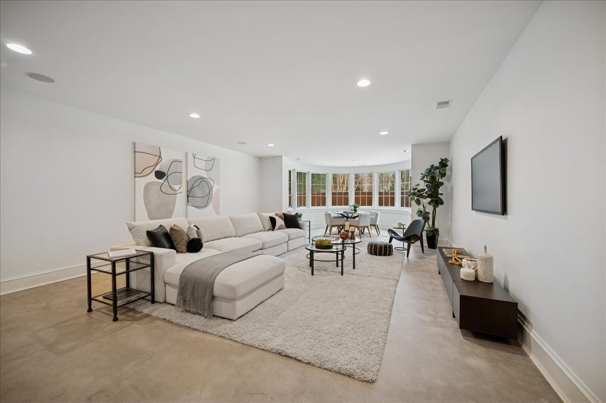 674 Hill Road Winnetka, IL 60093 - Photo 47 of 64 Gallery Image 47