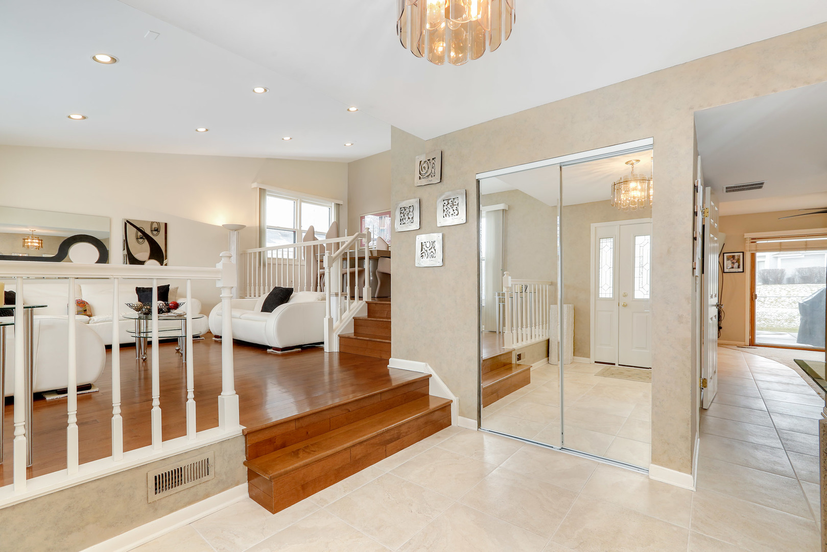 1341 Devonshire Road Buffalo Grove, IL 60089 - Photo 15 of 34 a large en suite bathroom with a tub and shower