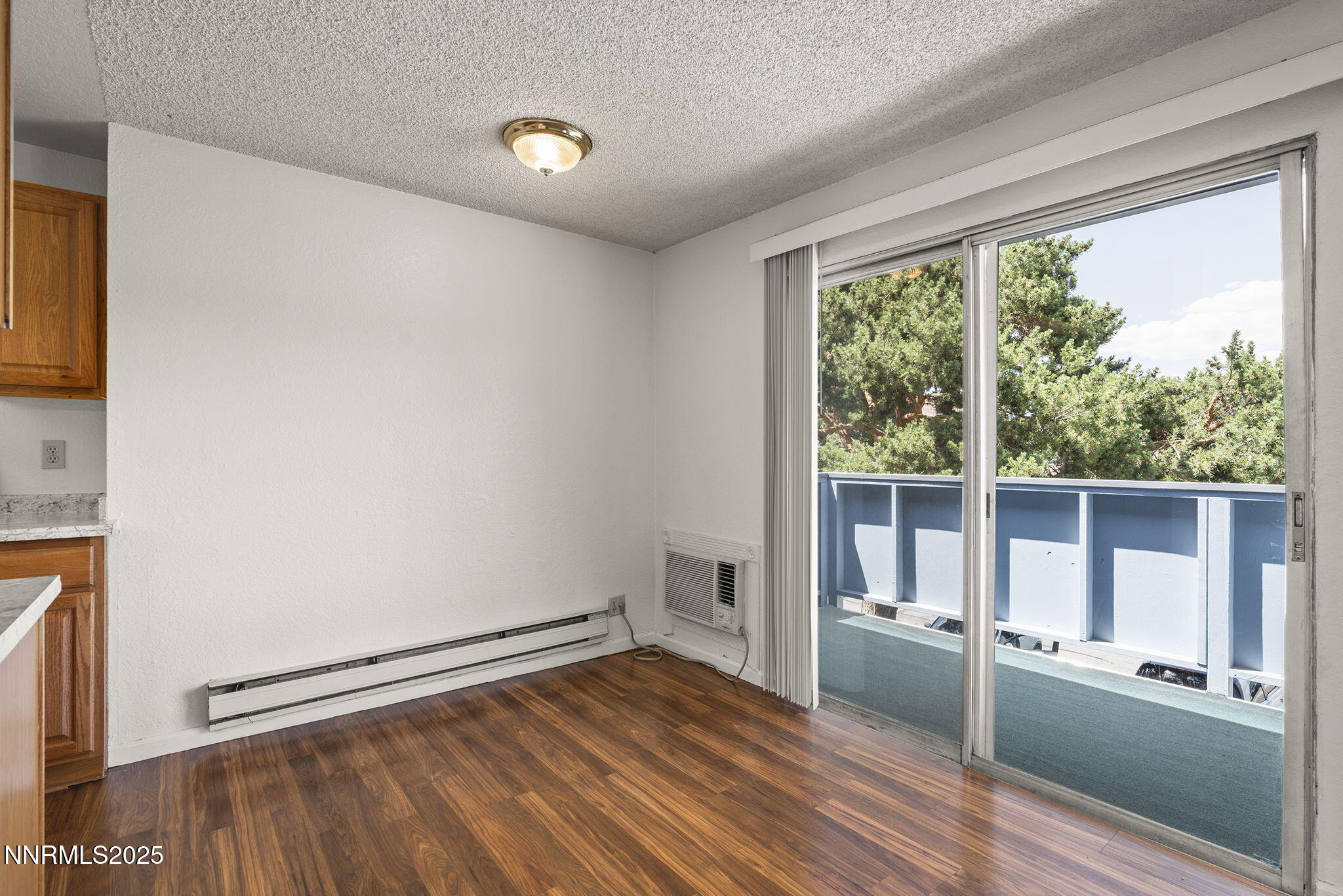 3948 Clear Acre Lane, Unit 262 Reno, NV 89512 - Photo 7 of 22 8-web-or-mls-_DSC0927