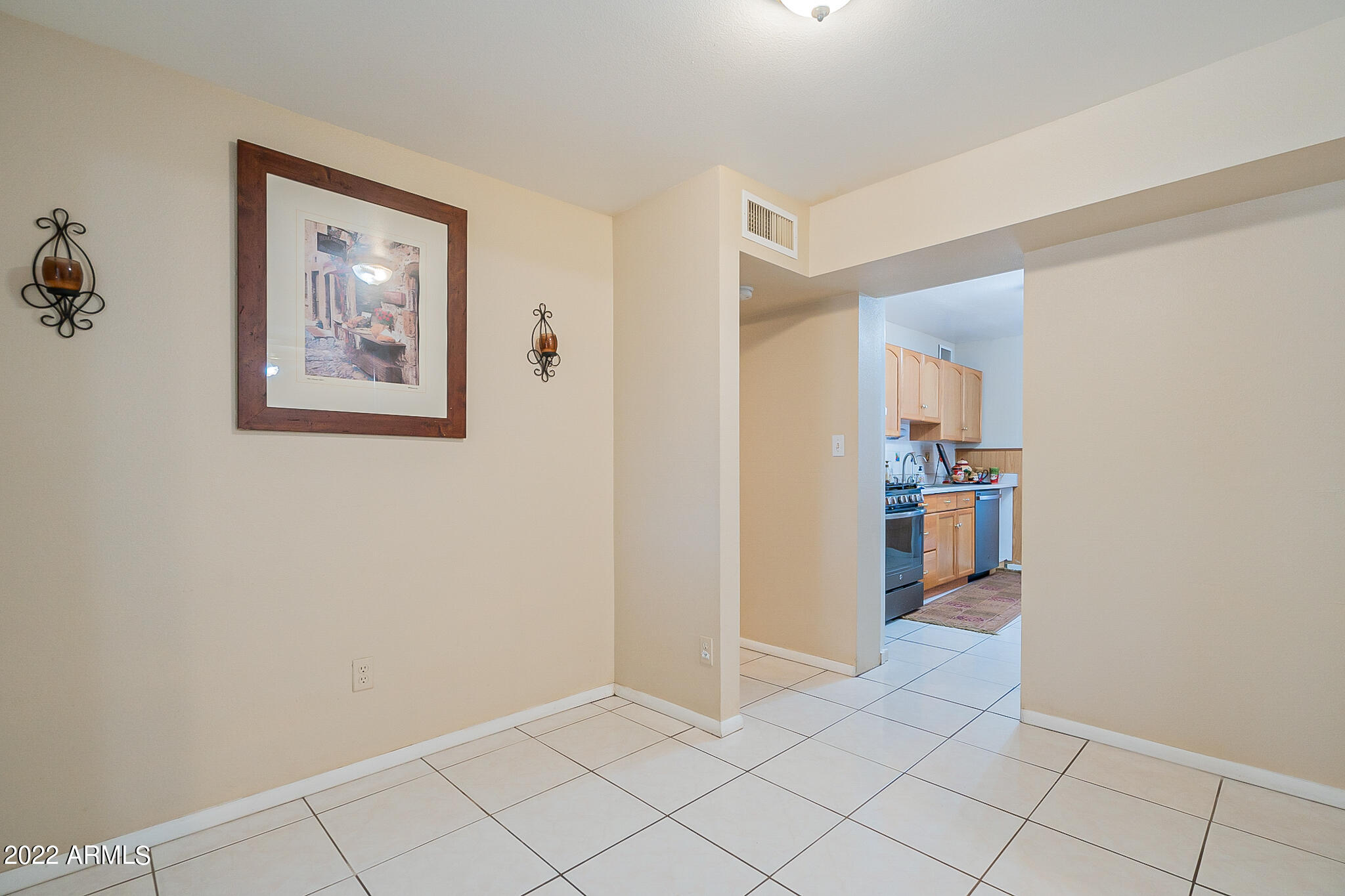 2021 North 29th Street Phoenix, AZ 85008 - Photo 12 of 38 Breakfast Rm