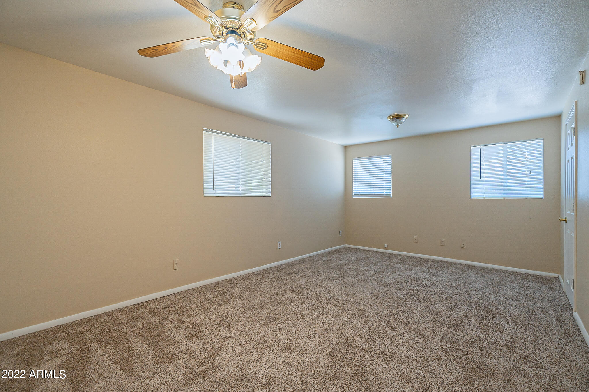 2021 North 29th Street Phoenix, AZ 85008 - Photo 13 of 38 Family Room