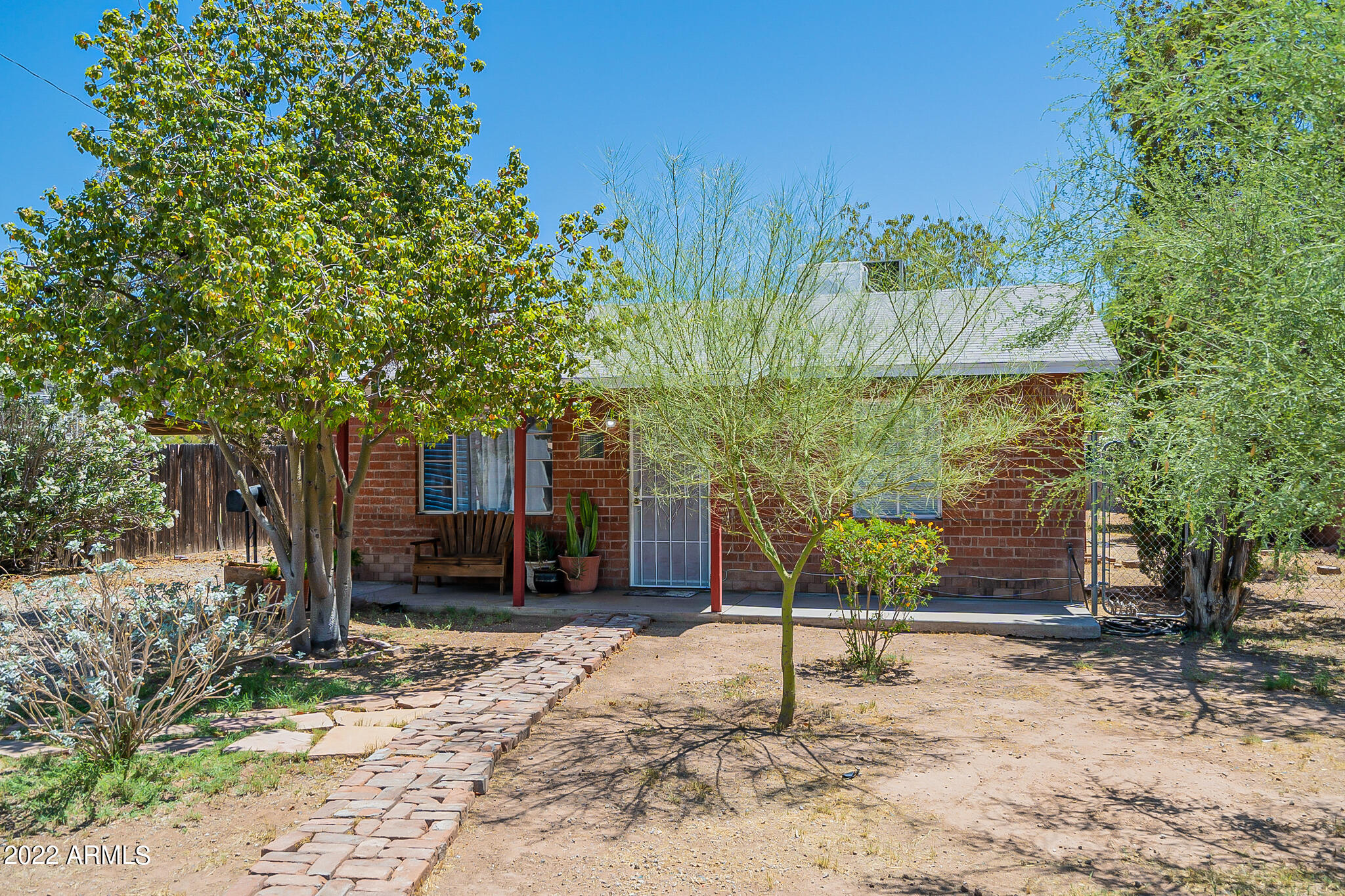 2021 North 29th Street Phoenix, AZ 85008 - Photo 2 of 38 Front of house
