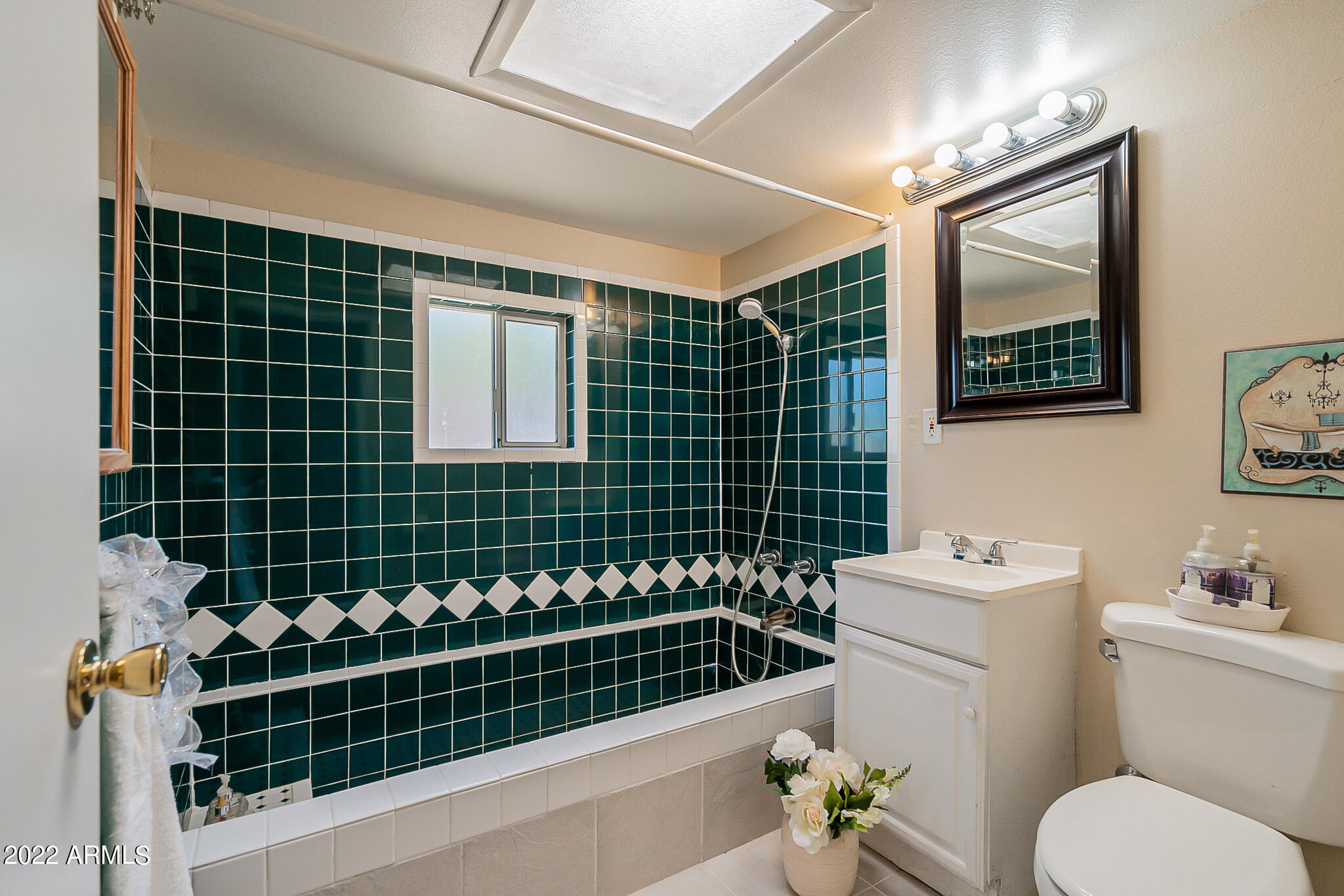 2021 North 29th Street Phoenix, AZ 85008 - Photo 36 of 38 Master Bath