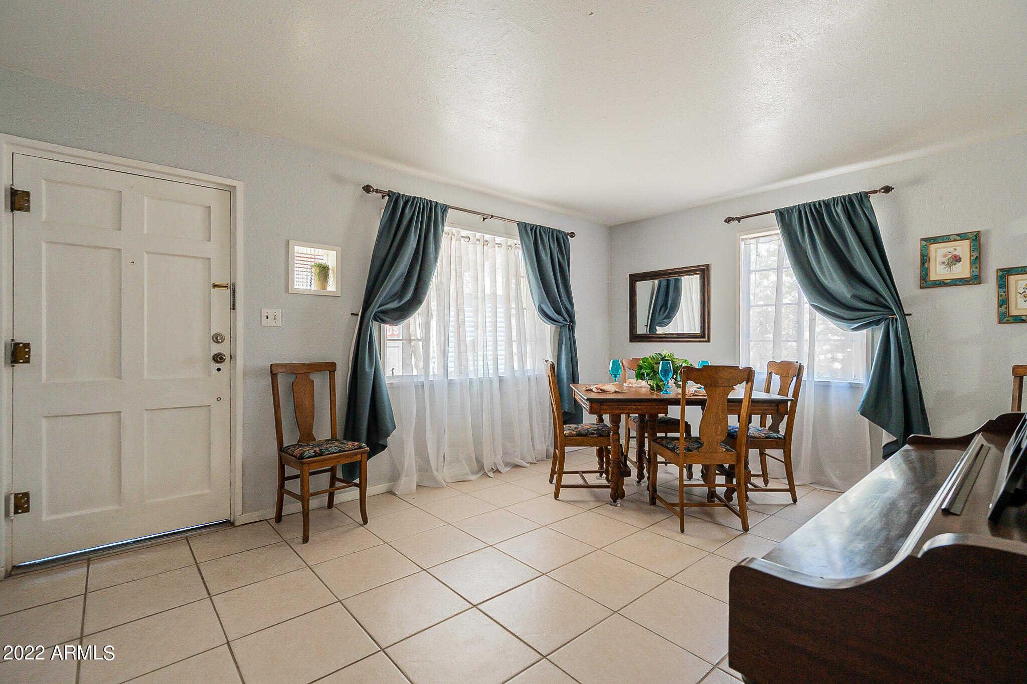 2021 North 29th Street Phoenix, AZ 85008 - Photo 4 of 38 LR/DR