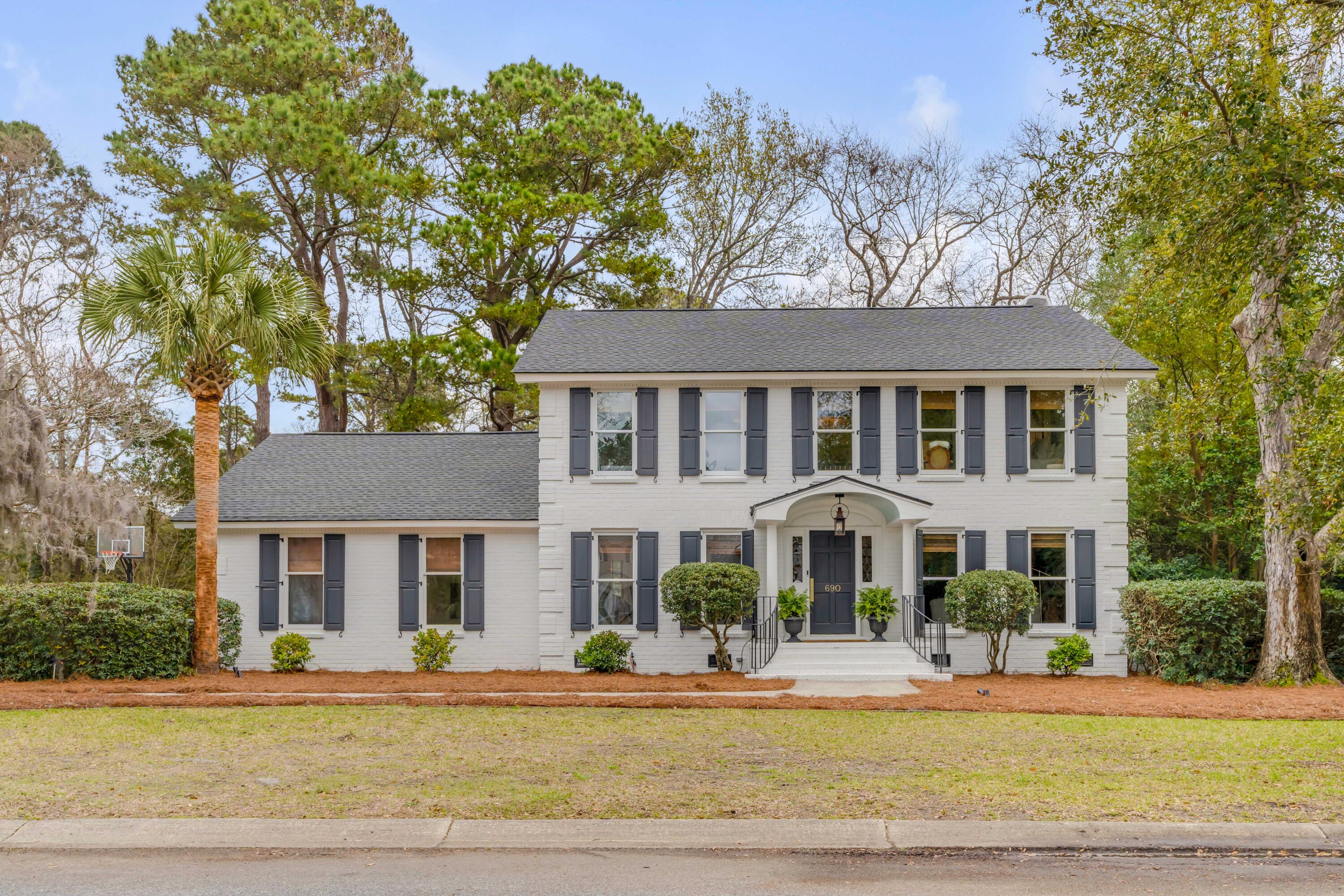 690 Libbys Point Mount Pleasant, SC 29464 - Photo 1 of 38 DSC08805