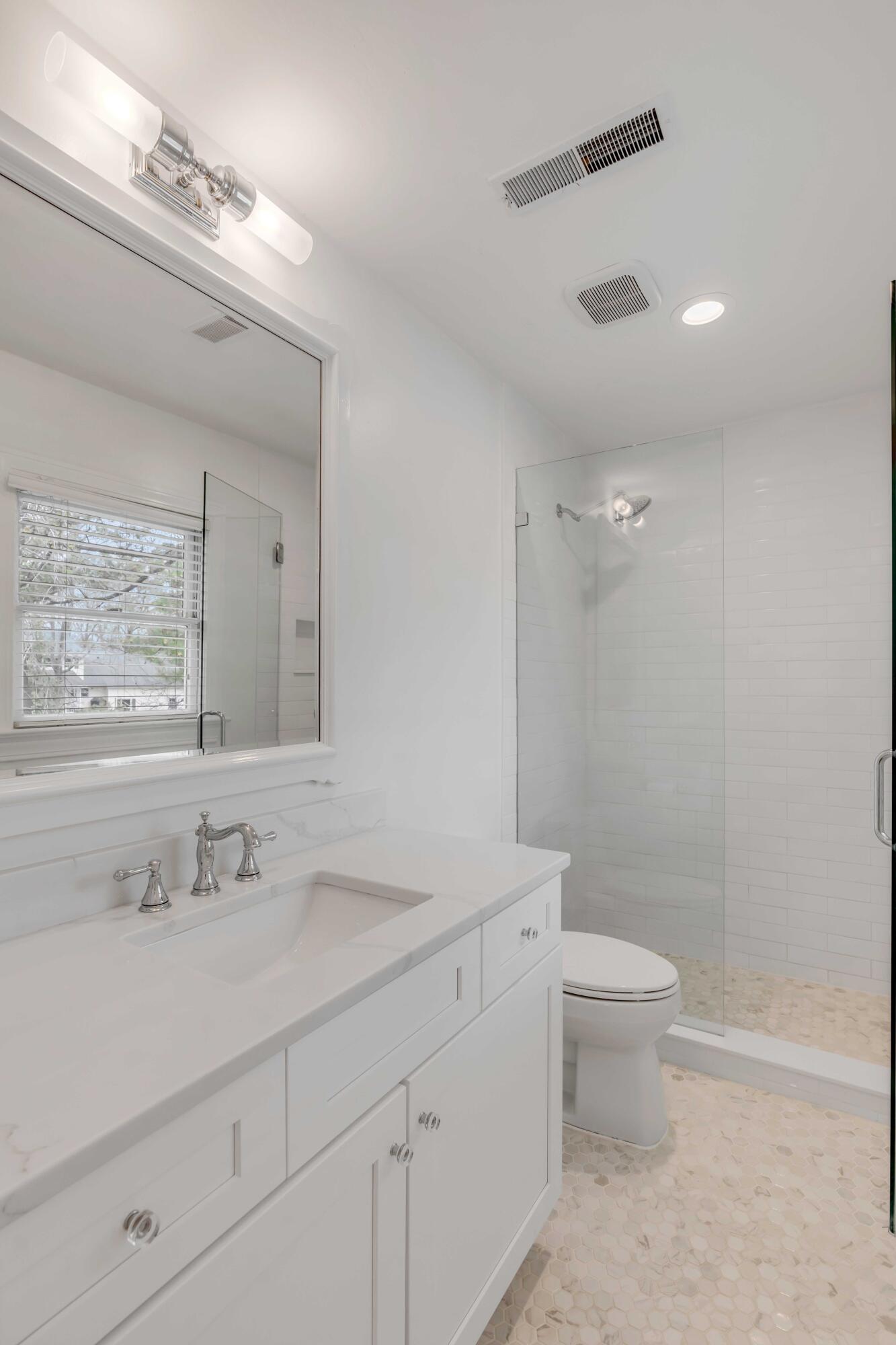 690 Libbys Point Mount Pleasant, SC 29464 - Photo 23 of 38 DSC08738
