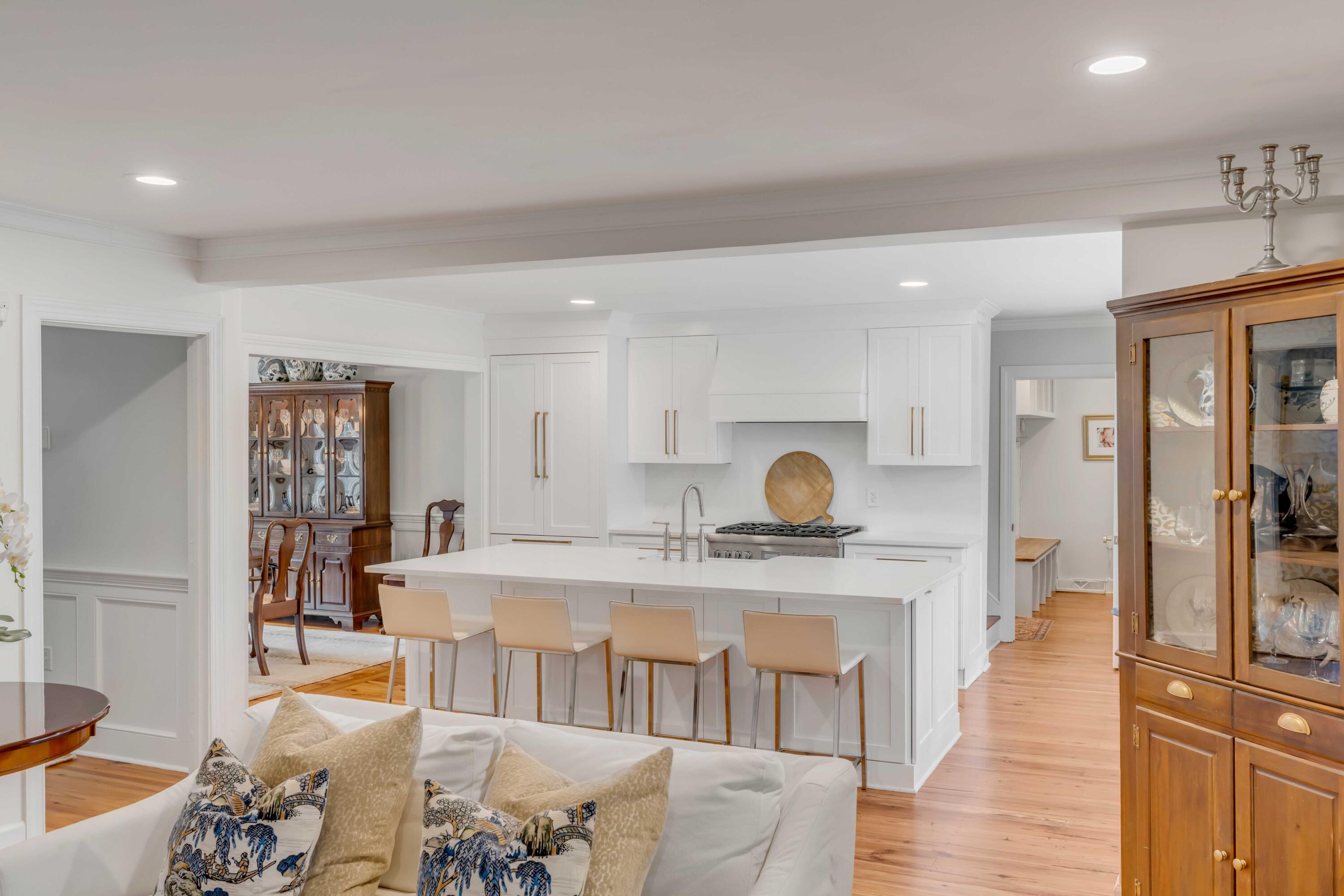 690 Libbys Point Mount Pleasant, SC 29464 - Photo 6 of 38 DSC08638