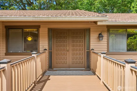 $1,575,000 | 14724 Southeast 49th Street, Bellevue, WA 98006