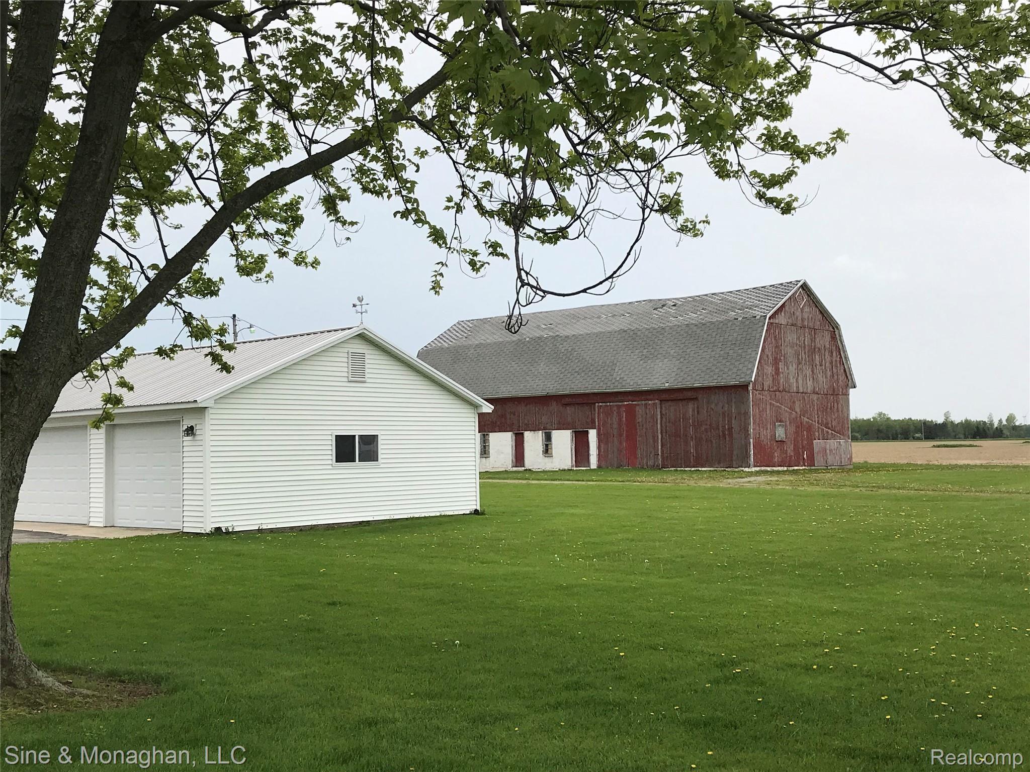 7206 Kinde Road Port Hope, MI 48468 - Photo 2 of 49 IMG_3008.jpg