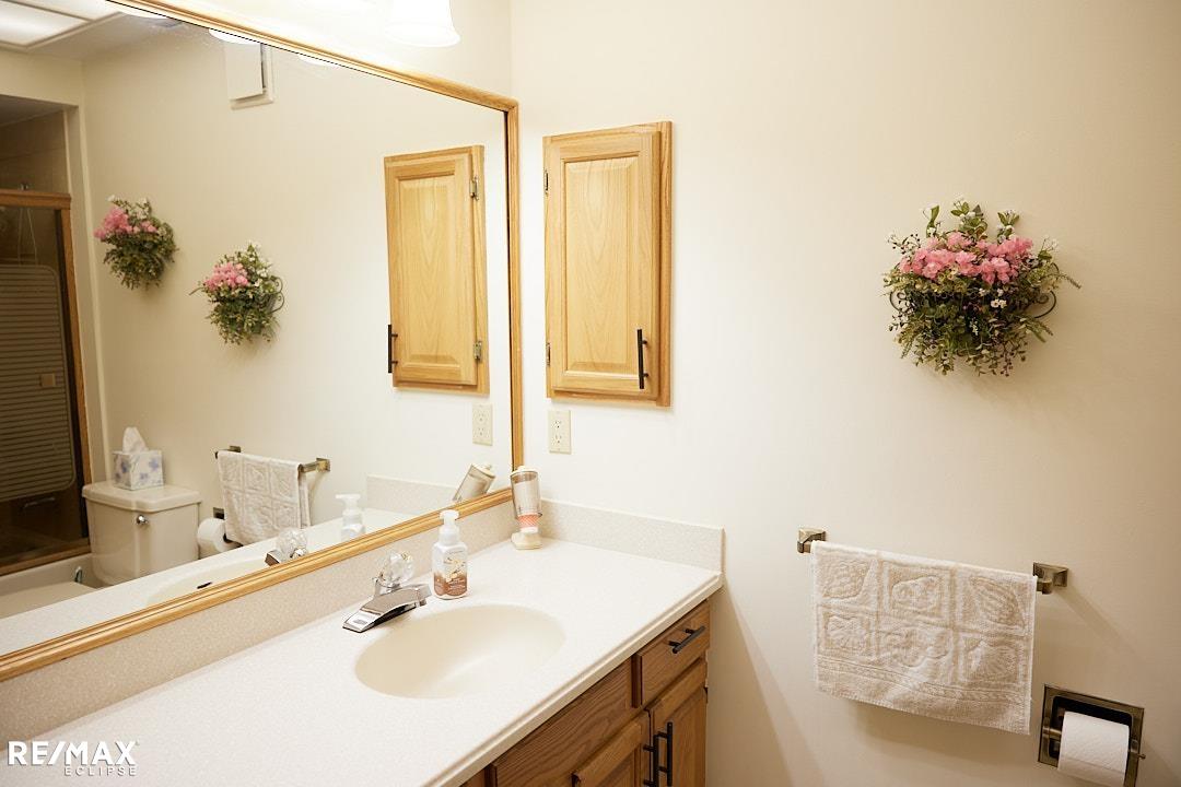 2557 Chicago Road Warren, MI 48092 - Photo 33 of 63