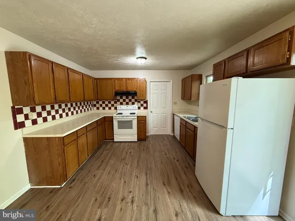 $1,995 | 12909 Dubin Drive, Spotsylvania, VA 22551