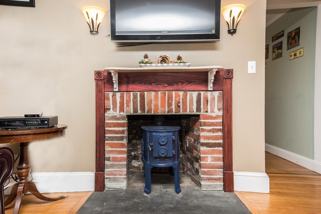 7 Rowley Court Boxford, MA 01921 - Photo 14 of 23 Gallery Image 14