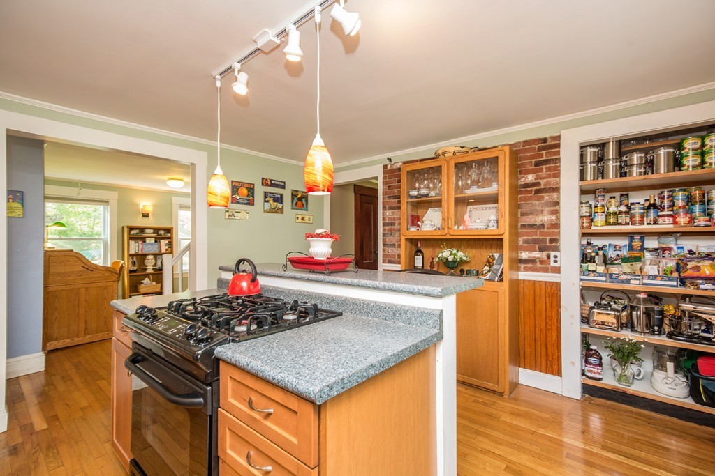 7 Rowley Court Boxford, MA 01921 - Photo 10 of 23 Gallery Image 10
