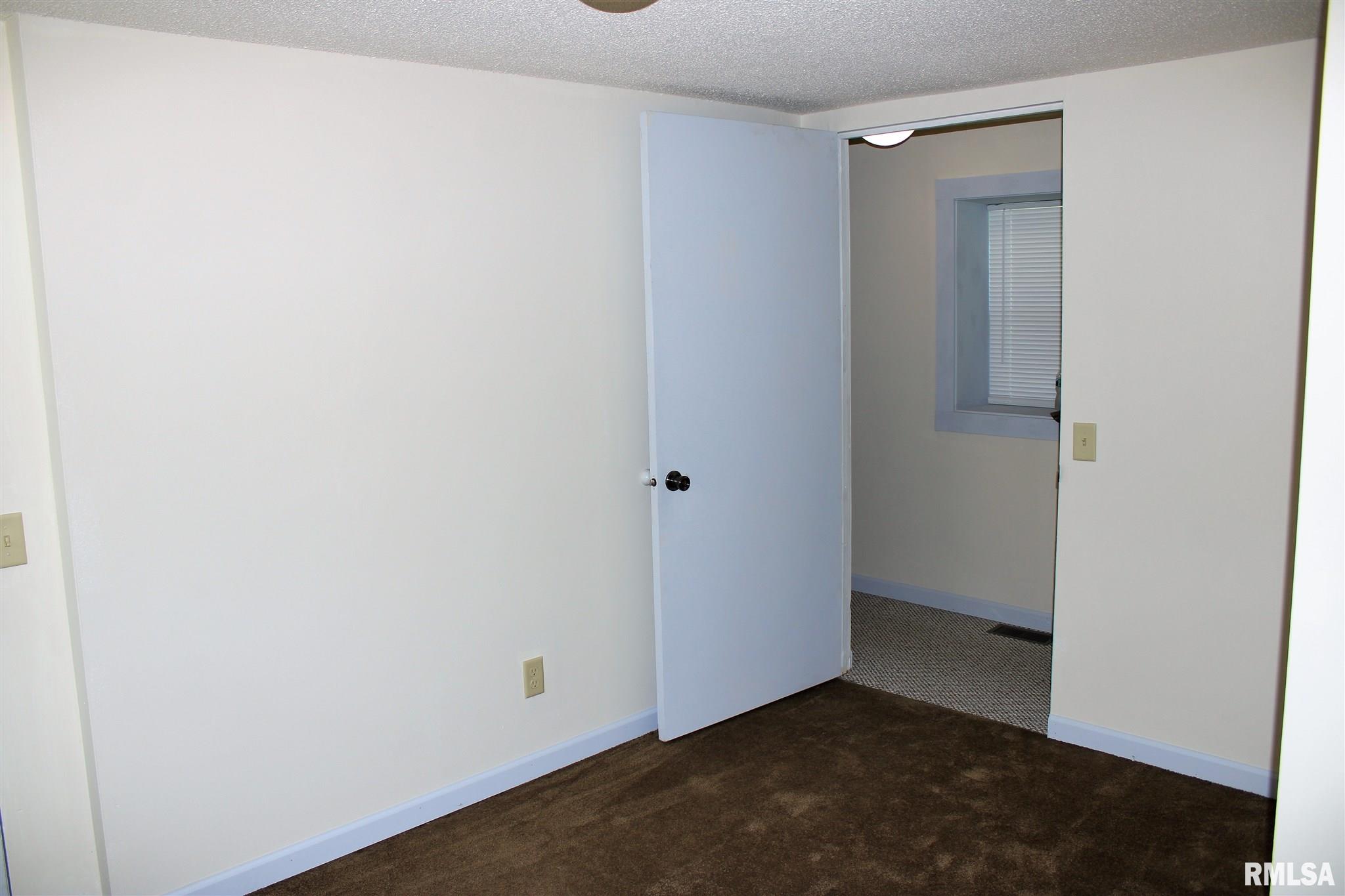 1715 Henry Street Springfield, IL 62703 - Photo 9 of 14