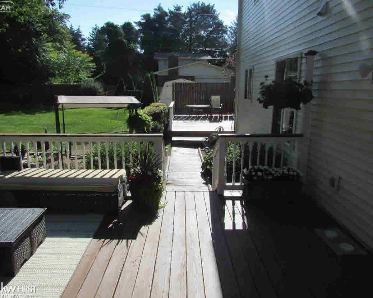 5450 Clarkston Road Clarkston, MI 48348 - Photo 26 of 28 21349720-25.JPG