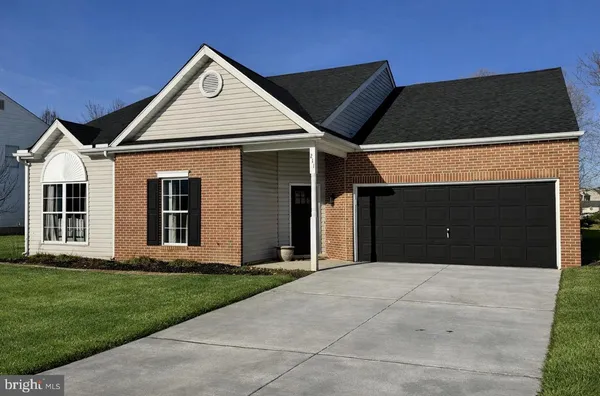 $365,000 | 211 Northdown Drive, Dover, DE 19904