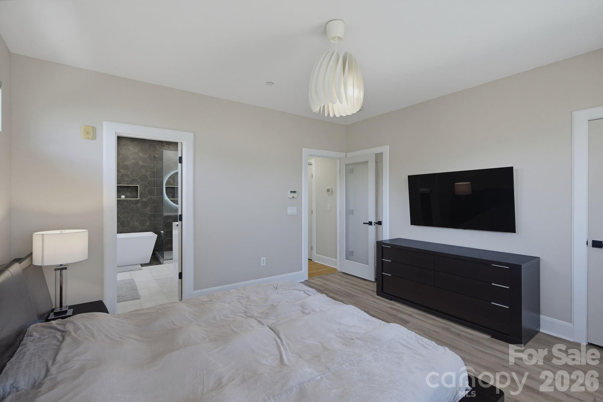 420 Queens Road, Unit 10 Charlotte, NC 28207 - Photo 14 of 39
