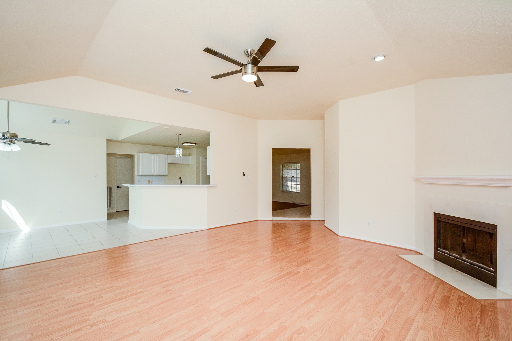 9502 Coast Bridge Street Houston, TX 77075 - Photo 15 of 31