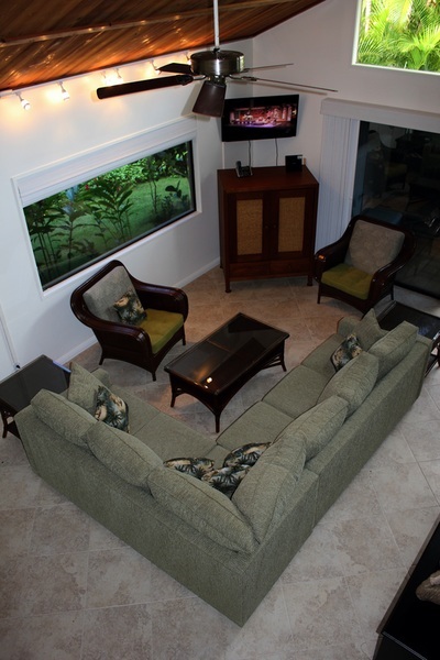 811 South Kihei Road, Unit 5F Kihei, HI 96753 - Photo 19 of 30 a living room with furniture
