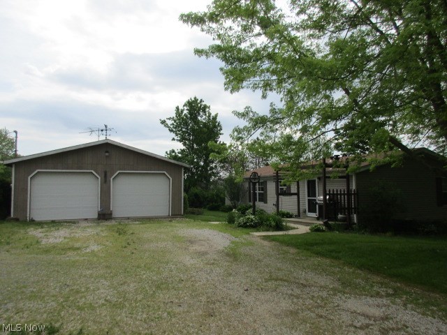 5950 Bandy Road Homeworth, OH 44634 - Photo 7 of 11 Gallery Image 7