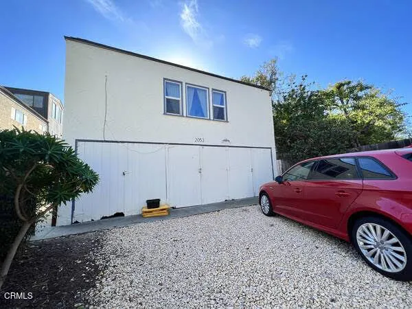 $2,545 | 2053 Pierpont Boulevard, Unit C, Ventura, CA 93001