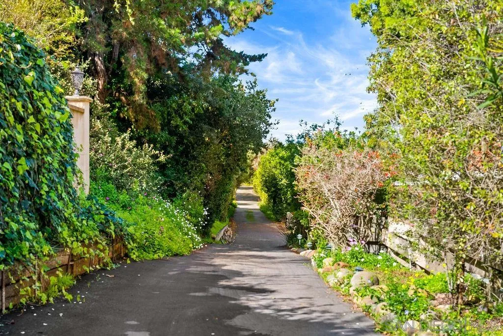 2820 Hidden Valley Road San Diego, CA 92037 - Photo 10 of 15