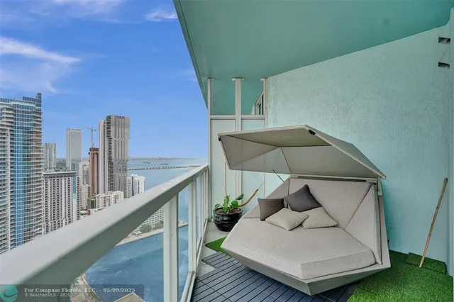 $5,200 | 1900 North Bayshore Drive, Unit 3718, Miami, FL 33132