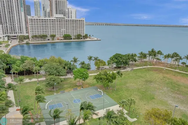 $5,200 | 1900 North Bayshore Drive, Unit 3718, Miami, FL 33132