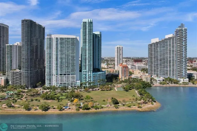$5,200 | 1900 North Bayshore Drive, Unit 3718, Miami, FL 33132