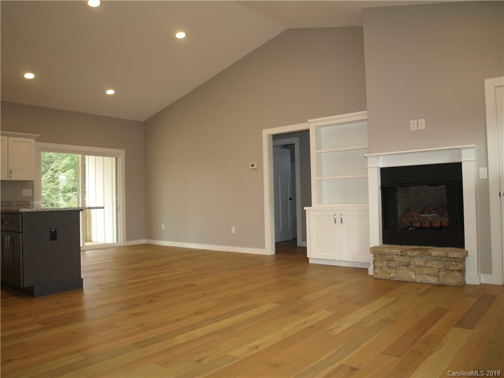 198 Ingram Loop Clyde, NC 28721 - Photo 2 of 26