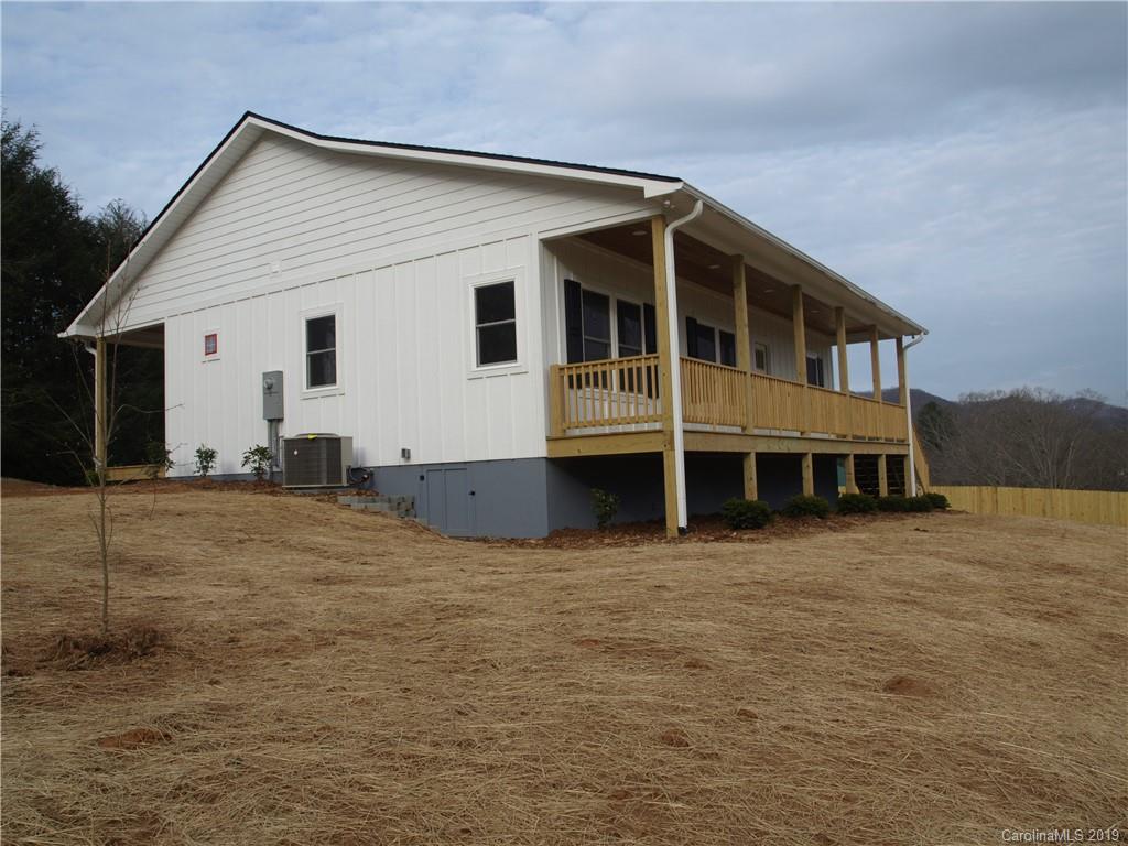 198 Ingram Loop Clyde, NC 28721 - Photo 20 of 26