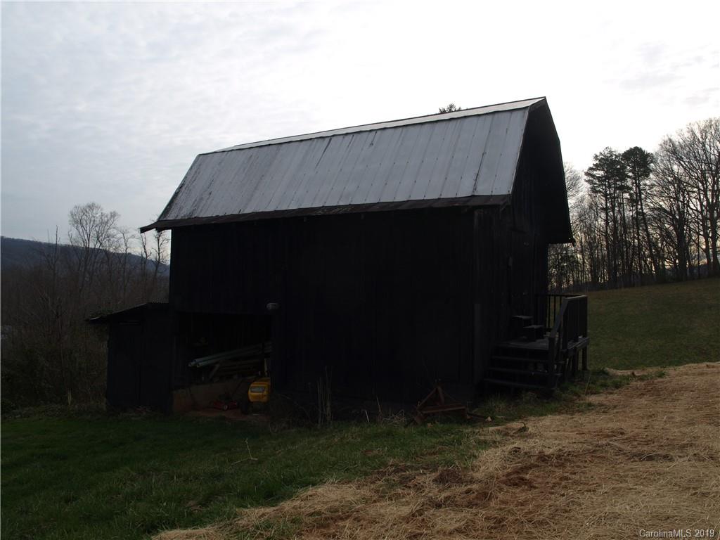 198 Ingram Loop Clyde, NC 28721 - Photo 6 of 26