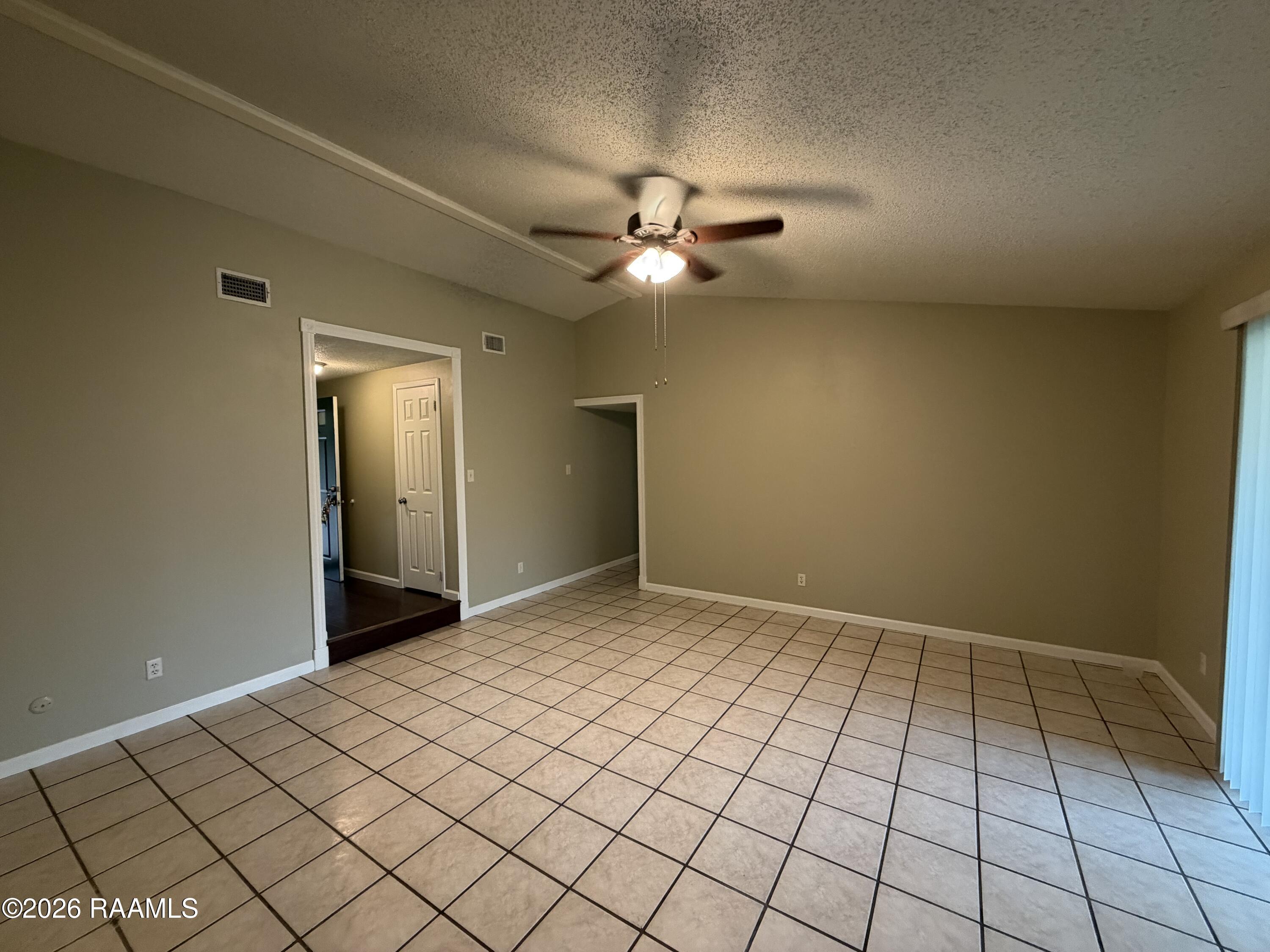 105 Case Lane Lafayette, LA 70506 - Photo 2 of 12