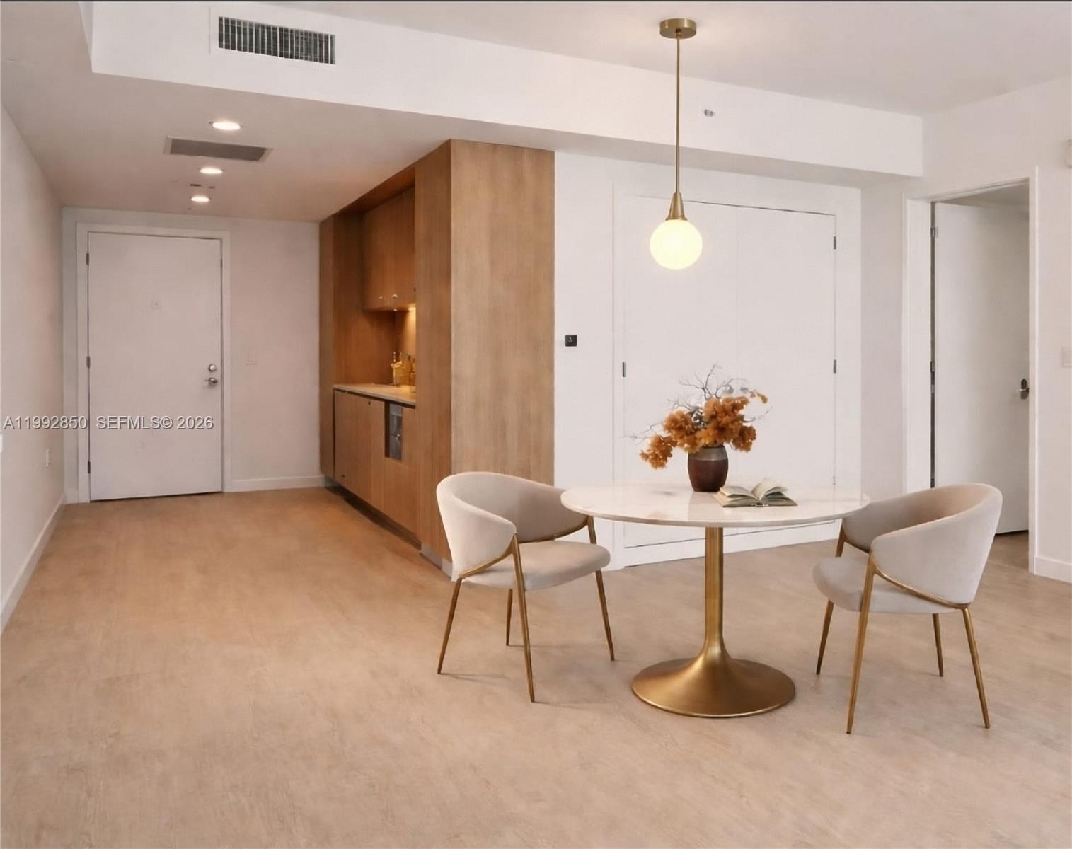 77 Southeast 5th Street, Unit 2914 Miami, FL 33131 - Photo 15 of 59